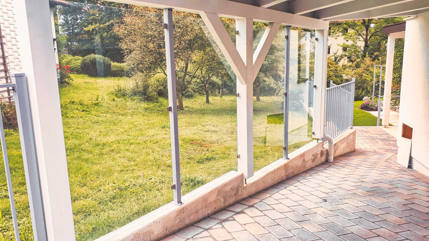 Windschutz aus Glas