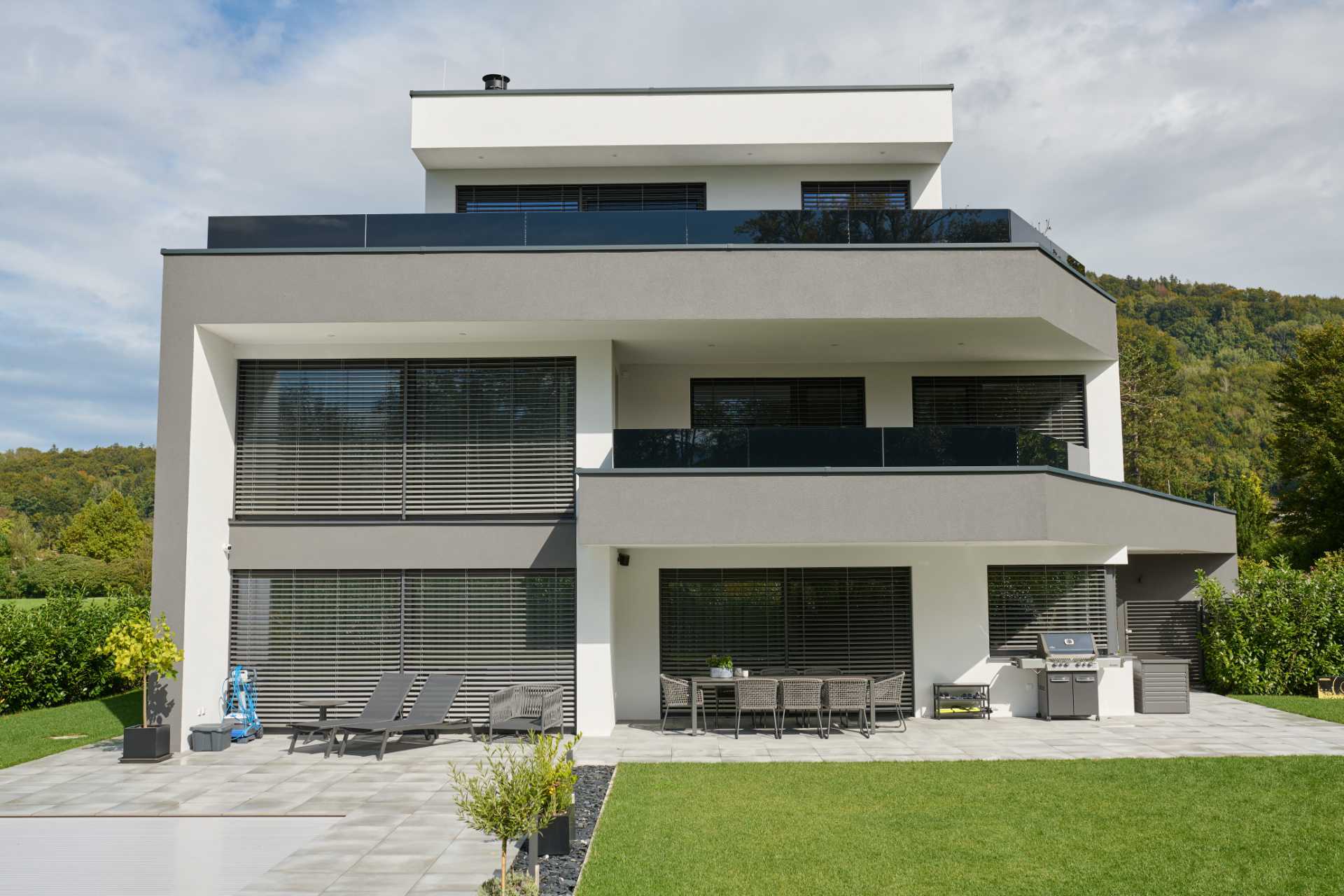 Glasbalkon mit Aluminium Glasbalkon mit Aluminium